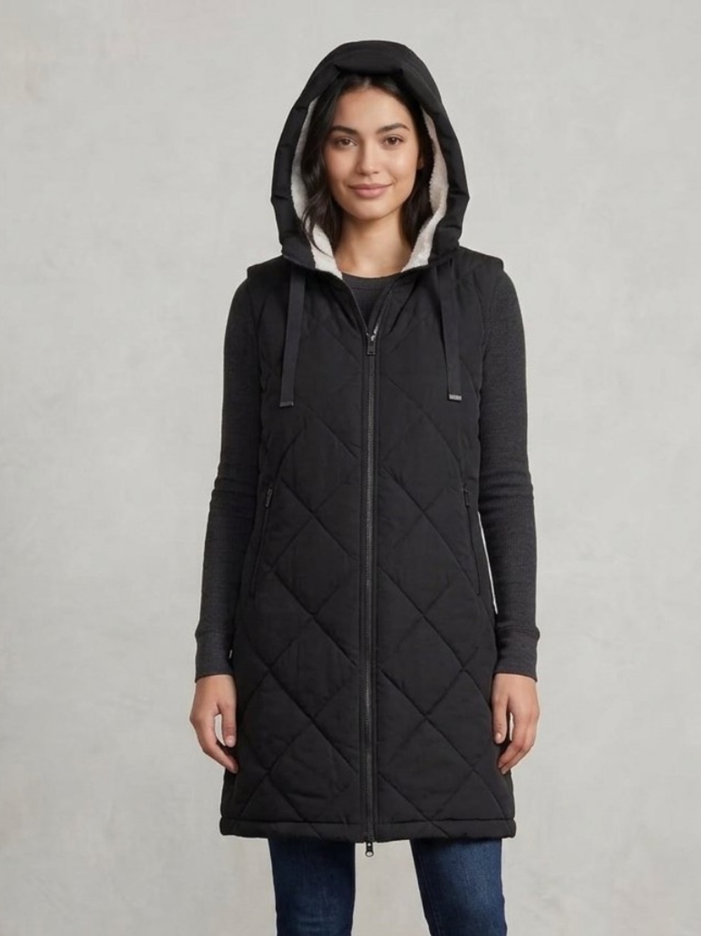 UGG Black Quilted Hooded Vest with Cream Sherpa Lining
XL
Reversible